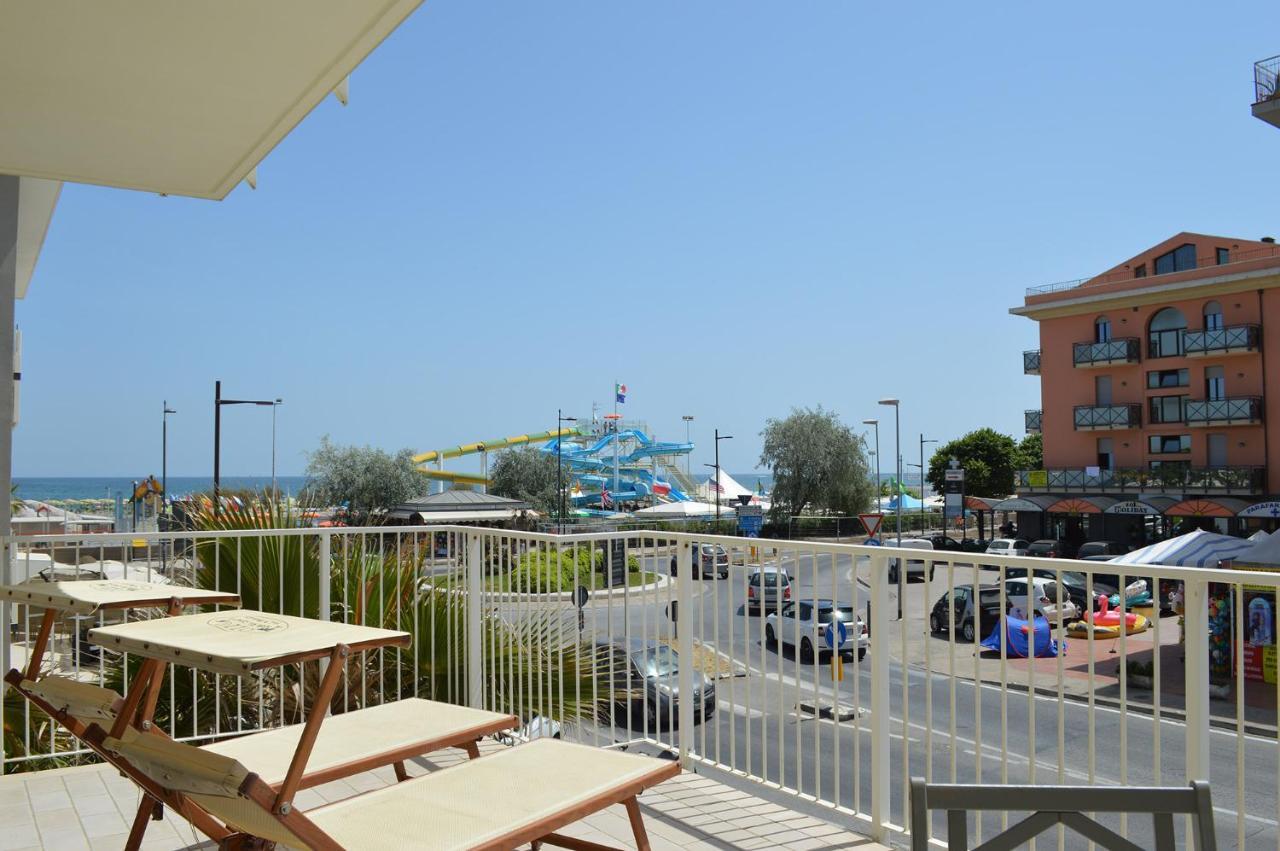 Hotel Riva E Mare Rimini Exteriér fotografie