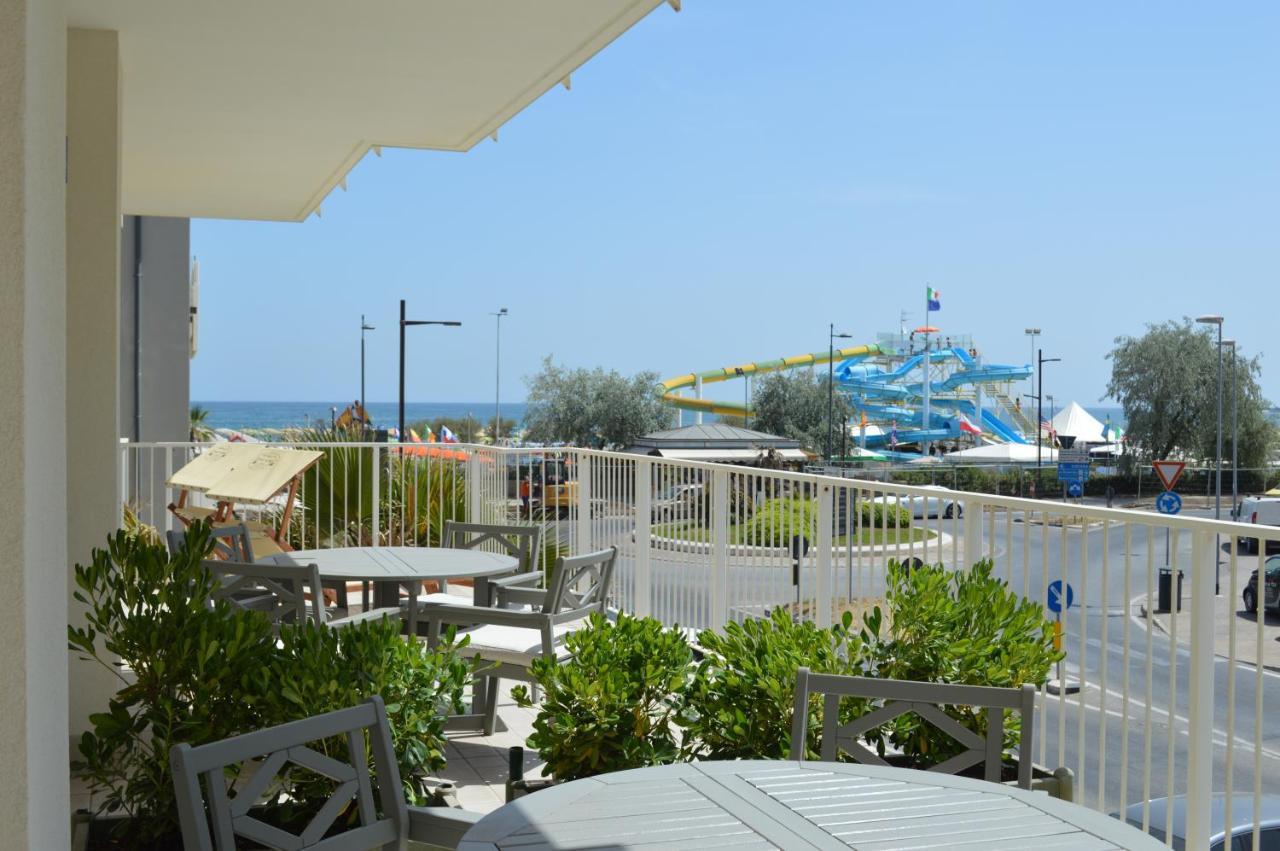 Hotel Riva E Mare Rimini Exteriér fotografie