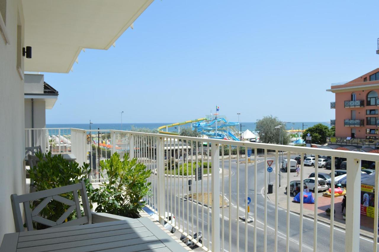 Hotel Riva E Mare Rimini Exteriér fotografie